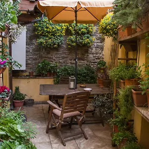 residenza-fra-le-torri.it-tuscanyhotel.com/